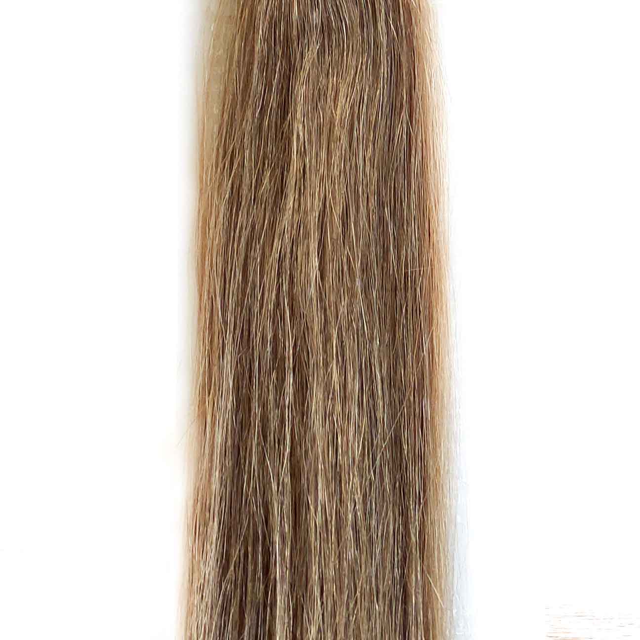 Color 18 Rubio medio ceniza de Dh Hair Extensions